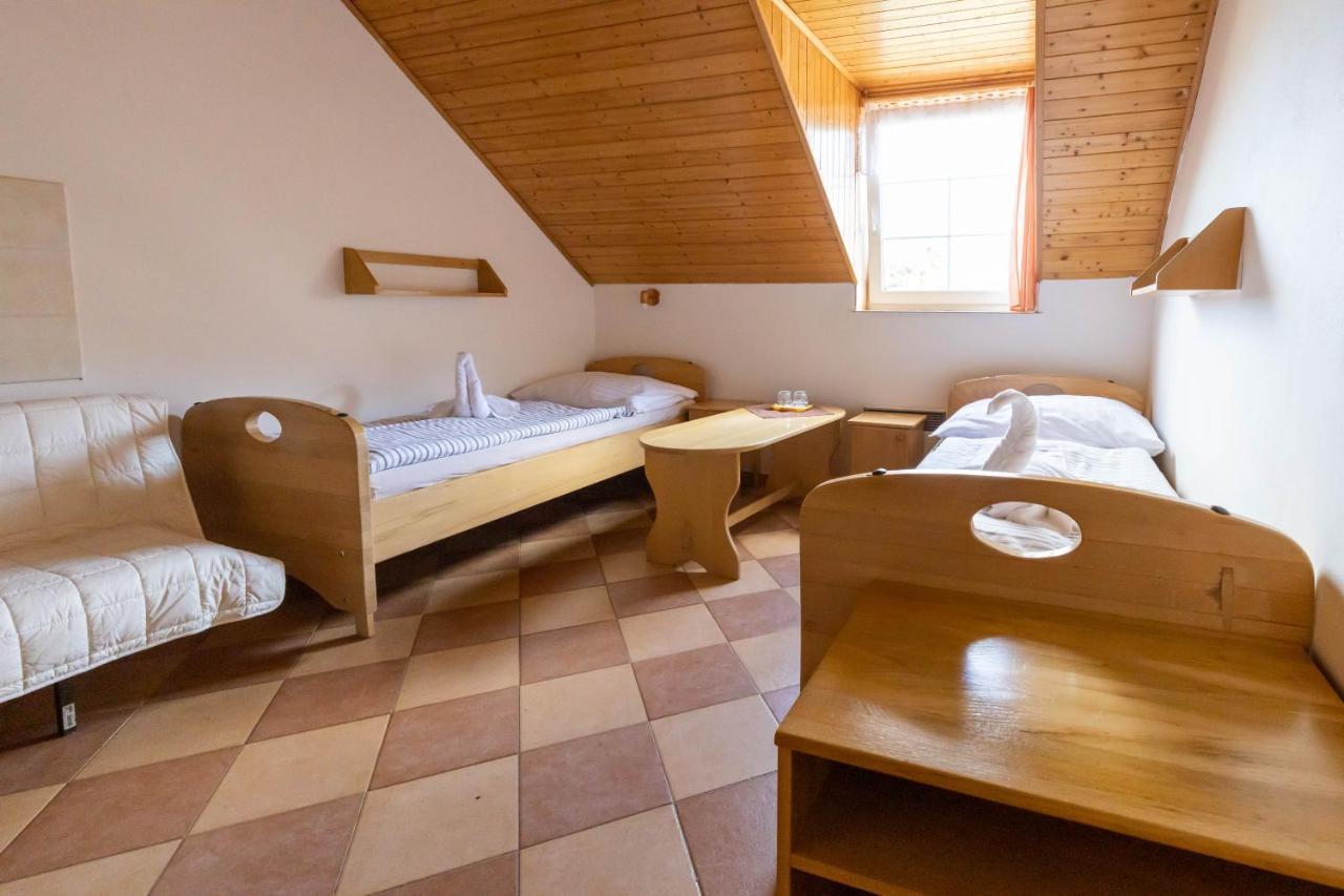 Horsky Hotel Rajska Bouda Malenovice  Extérieur photo